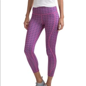 Etched Whale Tail Performance Printed Leggings